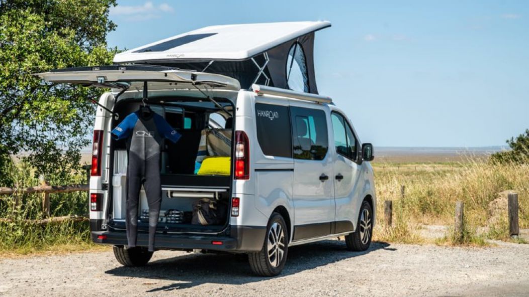 Adventure Combi-Van (4 PAX) Adventure Combi-Van (4 PAX)