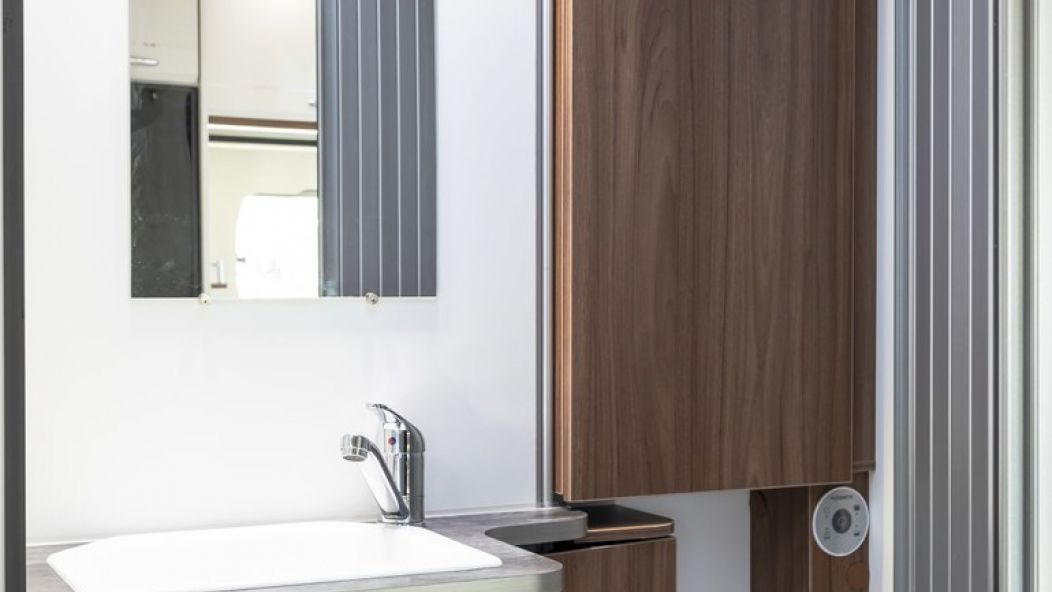 Classic Class B (2 PAX) Classic Class B (2 PAX)