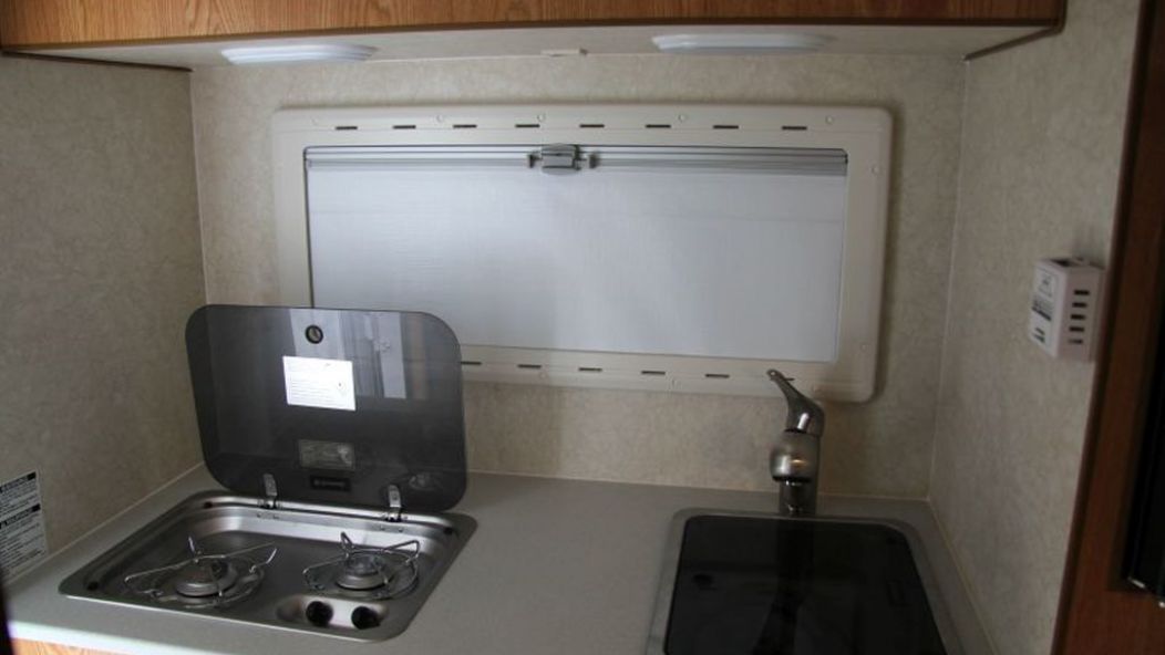Eminence Double Cabin 4x4 Eminence Double Cabin 4x4