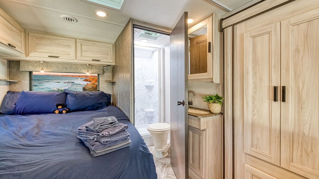 El Monte Class C Medium (D) El Monte Class C Medium (D)