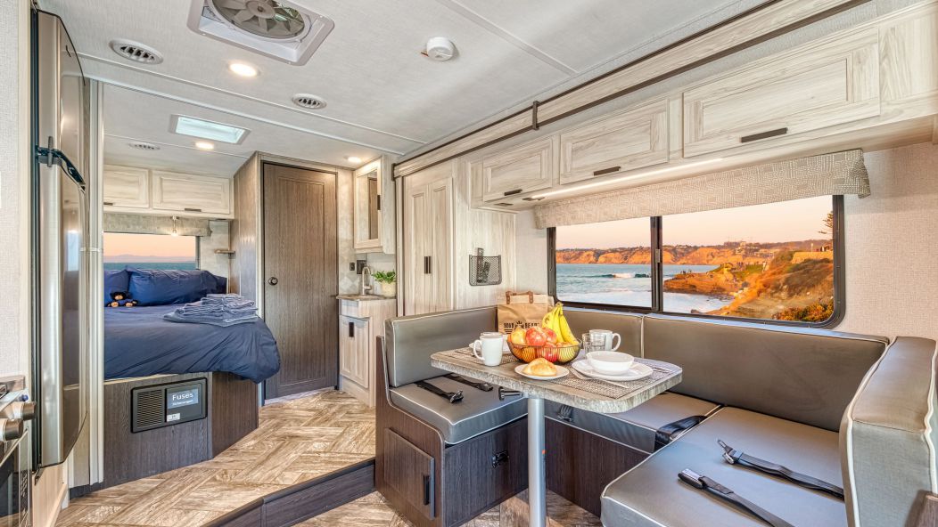 El Monte Class C Medium (D) El Monte Class C Medium (D)