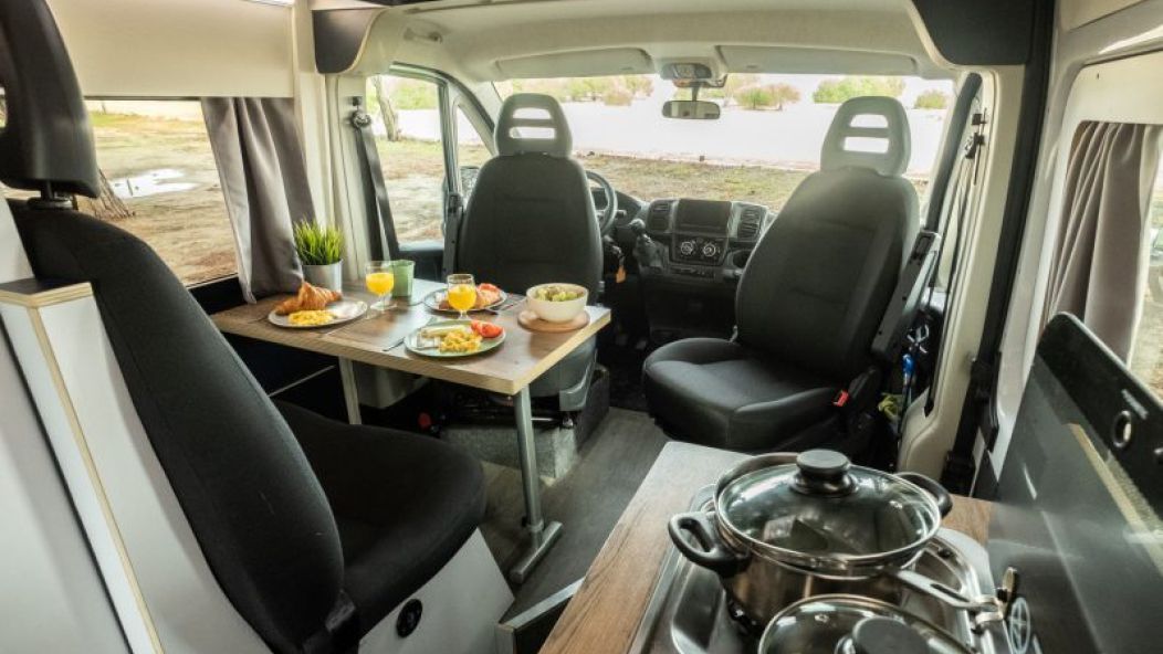 Campervan Explorer 4pax Campervan Explorer 4pax