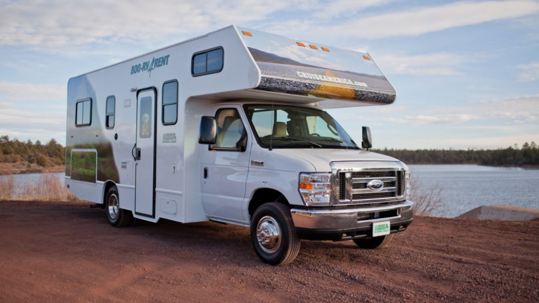 Standard Motorhome C25 Standard Motorhome C25