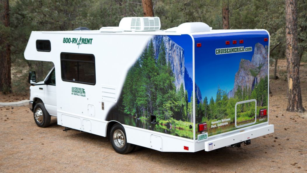 Standard Motorhome C25 Standard Motorhome C25