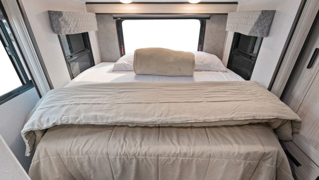 Midi Motorhome MHB Midi Motorhome MHB