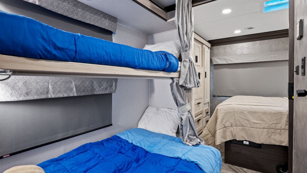 Maxi-Plus Motorhome Maxi-Plus Motorhome