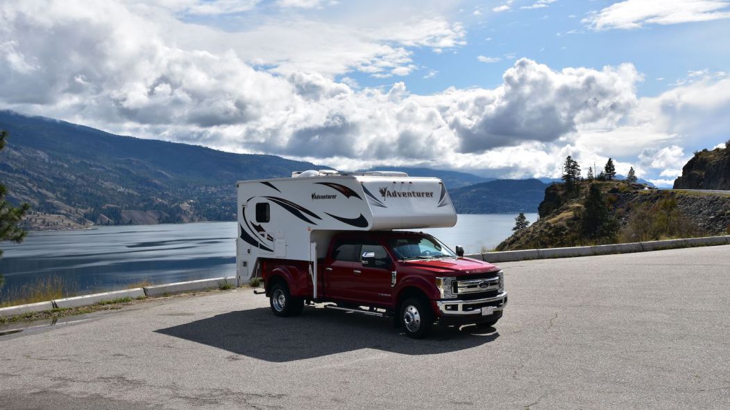 Truck Camper with Bunk-Slide-out Truck Camper with Bunk-Slide-out