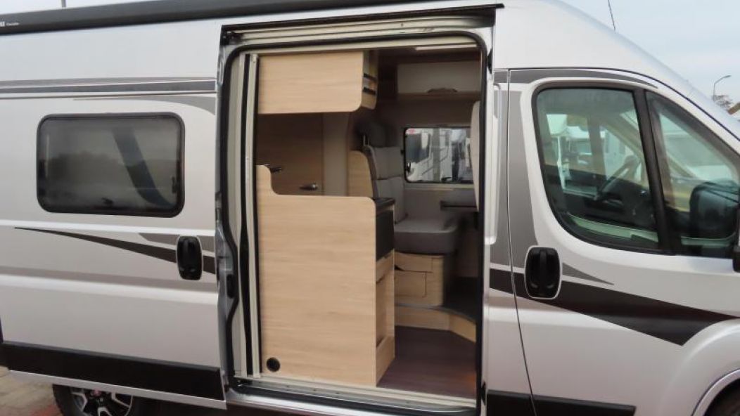 Camper van (2 pax)  Camper van (2 pax)