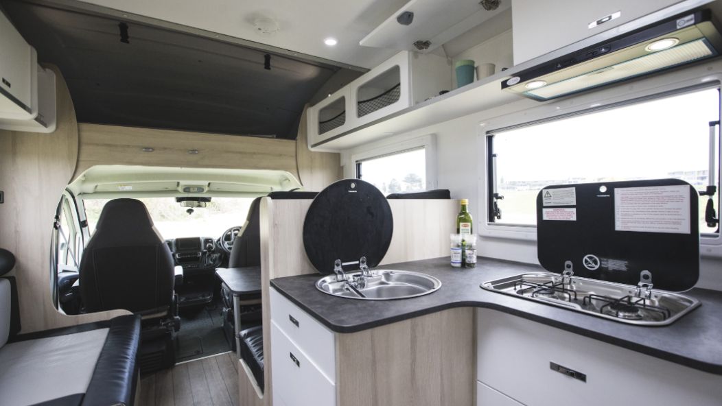 Comfort Standard Select NA 6 pax auto