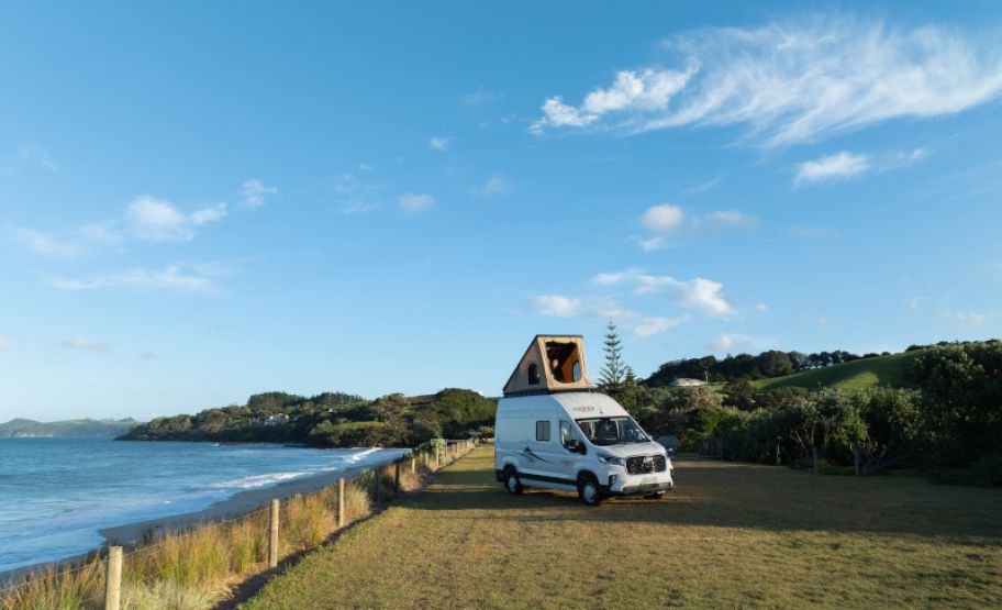 Mighty DeLITE Camper 