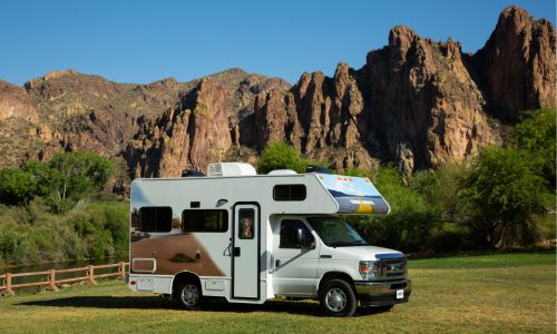 Compact Plus Motorhome C21