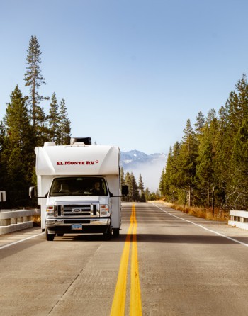 usa_el_monte_rv_class_c_wyoming_yellowstone_np_1 usa_el_monte_rv_class_c_wyoming_yellowstone_np_1