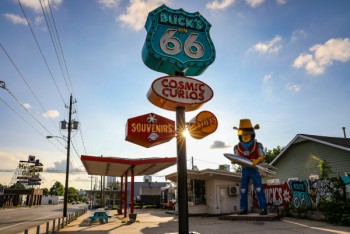 Route 66 signs in Tulsa