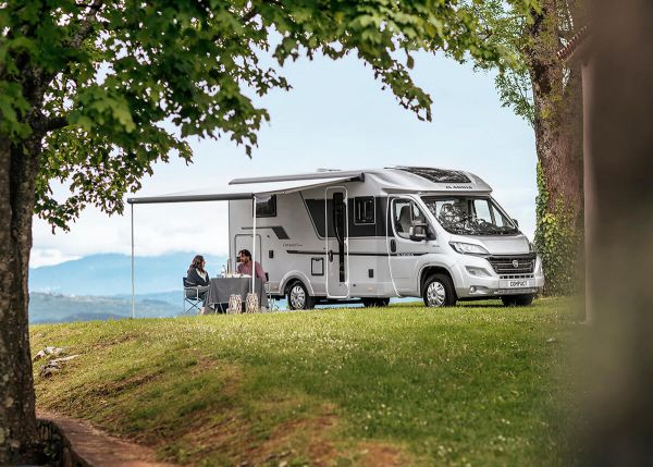 Huur een splinternieuwe camper vanuit Bussum Huur een splinternieuwe camper vanuit Bussum